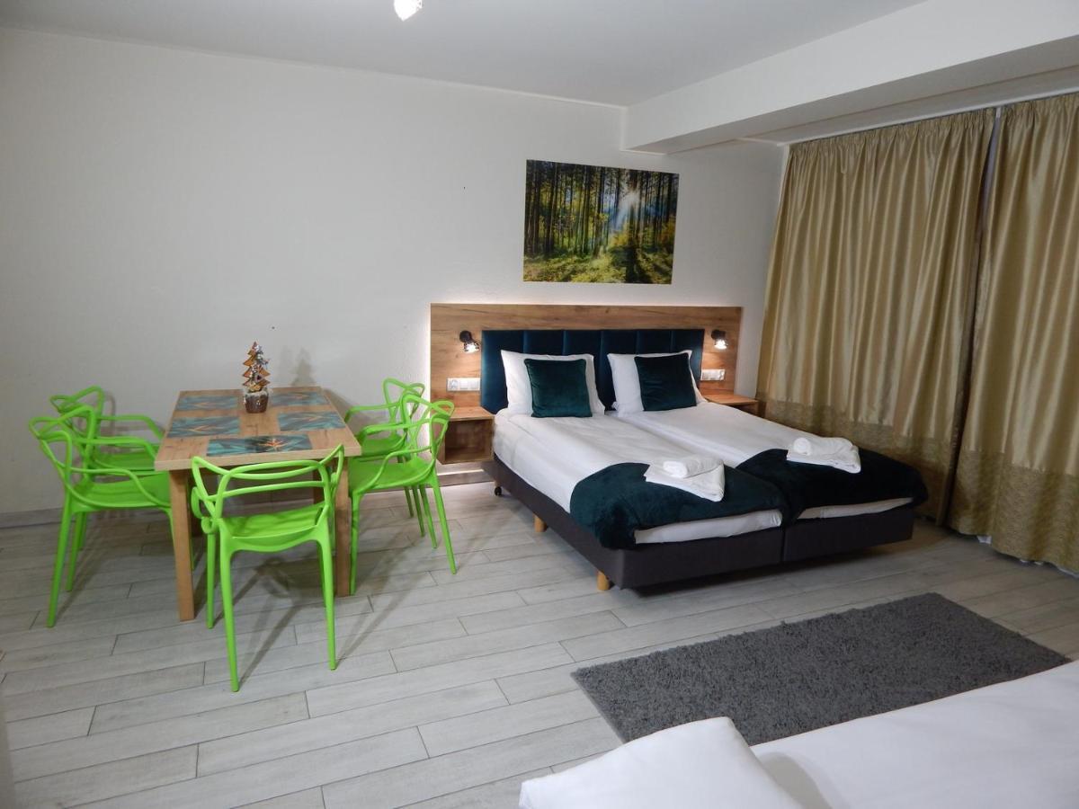Agat Apartament Czarna Gora Сенна Экстерьер фото
